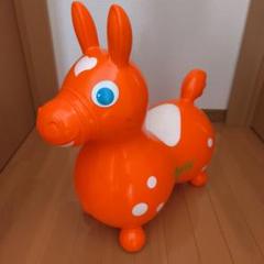 オレンジ色のロディ