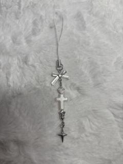 白 ビーズキーホルダー ハンドメイド