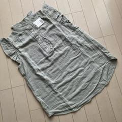 新品未使用ノースリーブフリルシャツ