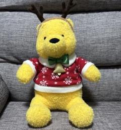 プーさん　クリスマス　ぬいぐるみ　2011 赤いコートを着たくまのプーさんのぬいぐるみ！東京ディズニー