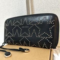 JIMMY CHOO ミニ財布 黒 レザー 星型スタッズ 人気✨ ジミーチュウ 折り財布 黒 レザー スタースタッズ - メルカリ