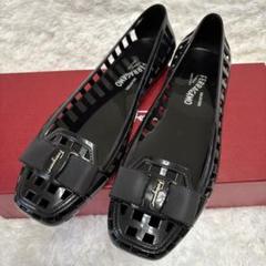 新品未使用❤箱付き☆フェラガモ【Ferragamo】ヴァラプレート パンプス 黒 2025年最新】フェラガモ ラバーの人気アイテム - メルカリ