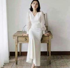 パーティードレス 白 ワンピース フォーマルドレス ウェディングドレス オフショルダー ブライダル エンパイアライン レースアップ 花付の中古 未使用品を探そう メルカリ パーティードレス 白 ワンピース フォーマルドレス ウェディングドレス オフショルダー ブライダル エンパイアライン レースアップ 花付の中古 未使用品を探そう メルカリ