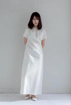 【新品未使用タグ付】deres デレス　draping dress ワンピース 2025年最新】deres ワンピースの人気アイテム - メルカリ