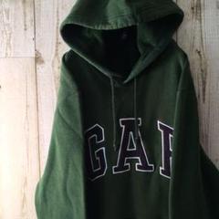 GAP ギャップ デカロゴ 刺繍 濃いグリーン 緑 パーカー