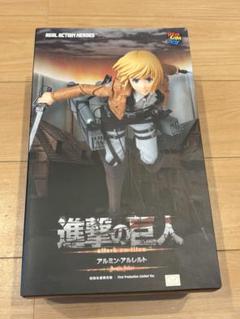 REAL ACTION HEROES アルミン　アルレルト Amazon.com: Medicom Attack on Titan: Armin Arlert Real