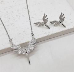 天使の羽✨ サージカルステンレス 【2セット】ネックレスとピアス czダイヤ 高