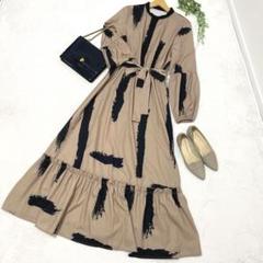 ロングワンピース　柄ワンピース　SHEIN Mサイズ　モカ