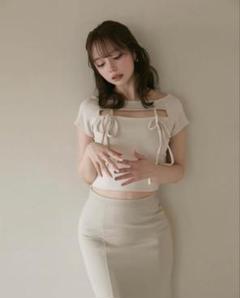 andmary アンドマリー bebe ribbon tops アイボリー - メルカリ