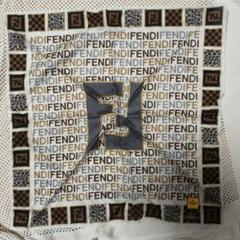 FENDI　ハンカチ　バンダナ　48✕48 3枚セット FENDI ハンカチ バンダナ 48✕48 3枚セット - メルカリ