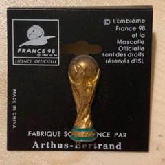 FIFA WORLD  CUP98   32か国&トロフィーピンバッチ FIFA WORLD CUP98 32か国&トロフィーピンバッチ