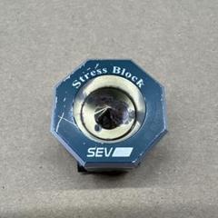数量は多い  SEV カ*チ様 ストレスブロック メルカリ - 2 パーツ