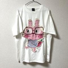 新品未使用　タグ付き　ウサギキャラクターパッチ　刺繍Tシャツのサムネイル