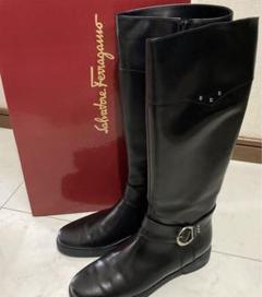 ⭐︎値下げ⭐︎フェラガモ ロングブーツレザー黒5C
