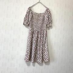 GU ジーユー　花柄ワンピース　ひざ丈　総柄　バカンス　夏デート　S 赤白　美品
