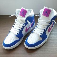 IKE AIR JORDAN 1 MID HYPER ROYAL