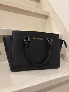 MICHAEL KORS ブラックハンドバッグ