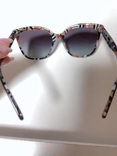 BURBERRY サングラスのサムネイル