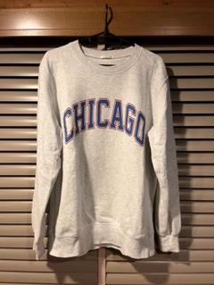 【土日限定値下げ】 GU CHICAGO ロゴ入り グレー スウェットのサムネイル