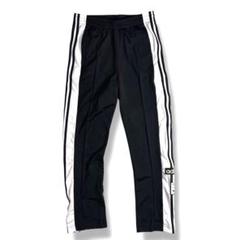 【新品未使用タグ付き】アディダス アディブレイク 黒 サイドボタン ジャージ adidas - adidas☆アディブレイク ジップパーカー☆ジャージ☆黒