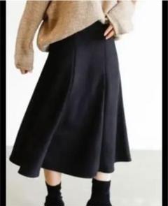 新品 フレアスカート