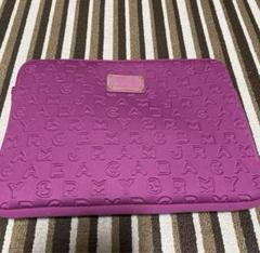 Marc Jacobs 13インチ PCケース ピンク 楽天市場】MARC JACOBS マークジェイコブス ノートパソコン