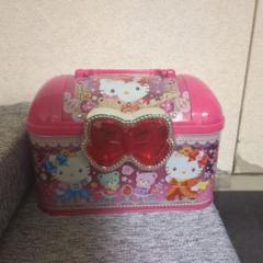 【平成レトロ】キティ　収納BOX 持ち手付　取っ手付　蓋付き　箱 平成レトロ】キティ 収納BOX 持ち手付 取っ手付 蓋付き 箱