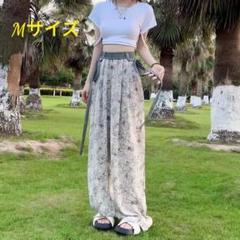 ボトムス　花柄 Mサイズ ワイドパンツ　カジュアル　夏