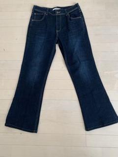 Levi's ダークブルー フレアデニム