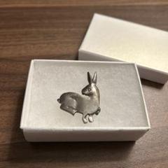 アンティーク調ブローチ キューバ国立美術館名作展