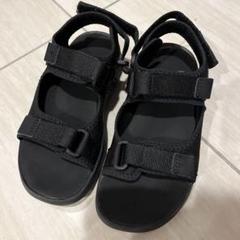 ニューバランス　キッズ　サンダル 19センチ　黒