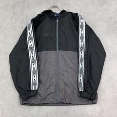 UMBRO　アンブロ　ナイロンジャケット　袖デザイン　古着　ブラック　グレー系