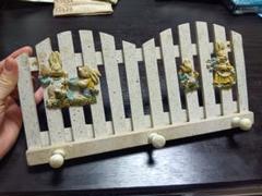 ウサギの装飾付き フック