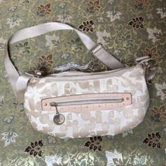 美品】ELLEベージュナイロンショルダーバッグ 2way エル - メルカリ