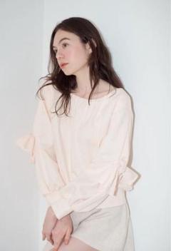 muguet bijou ribbon sweat IVORY スウェット muguet bijou ribbon sweat IVORY スウェット