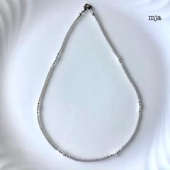 パステルグレー　パールビーズネックレス
