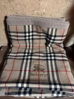 値下げ✨BURBERRY 毛布 ベージュ ストライプ デザイン　バーバリー 値下げ✨BURBERRY 毛布 ベージュ ストライプ デザインバーバリー