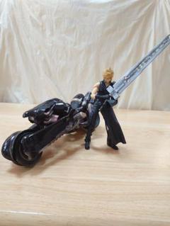 FINAL FANTASY VII AC　クラウドとヘェンリル　フィギアセット FINAL FANTASY VII ADVENT CHILDREN PLAY ARTS改 クラウド・スト
