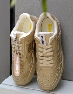 ♦新品♦スニーカー ベージュ フランス メンズ 27.5cm moea 未使用