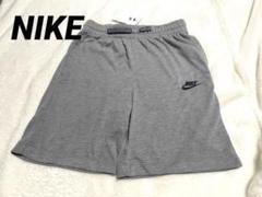 新品タグ付き！　NIKE キッズ　ハーフパンツ　グレー　160cm L 短パン