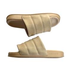 【未使用】adidas ADILETTE ESSENTIAL サンダル