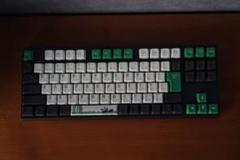 Varmilo パンダデザイン キーボード 本体　桜軸　テンキーレス 2025年最新】varmilo パンダの人気アイテム - メルカリ