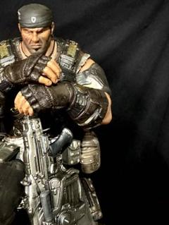 マーカス・フェニックス 数量限定フィギュア 中古美品 マーカス・フェニックス 「Gears of War 3」 数量限定フィギュア