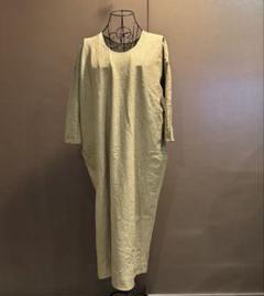 45R 麻 七分袖 ベージュ系 ワンピース 生地しっかり 切替ステッチポイント 45R 麻 七分袖 ベージュ系 ワンピース 生地しっかり 切替