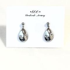 575◆シルバー　雫　シンプル　小ぶり　ハンドメイド　ピアス　イヤリング