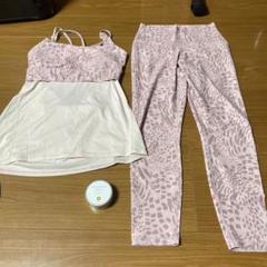 sukala 　Mサイズ　未使用　 ピンク系アニマルプリント ヨガウェア セット sukala Mサイズ 未使用 ピンク系アニマルプリント ヨガウェア