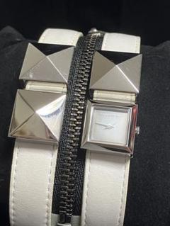 希少　新品電池　KARL LAGERFELD スタッズ　ダブルバンド　腕時計