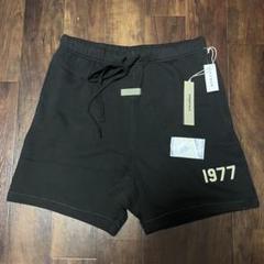 ESSENTIALS ブラック ショートパンツ 1977 Essentialsエッセンシャルズ 1977 ブラック スウェット ハーフ