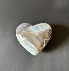 ◇お値下げ◇ブルー桜瑪瑙のハート　天然石のサムネイル