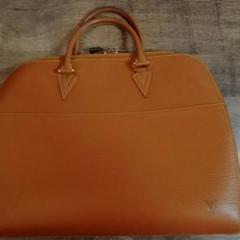LOUIS VUITTON ●エピブリーフケース●ルイ ヴィトンビジネス送料込